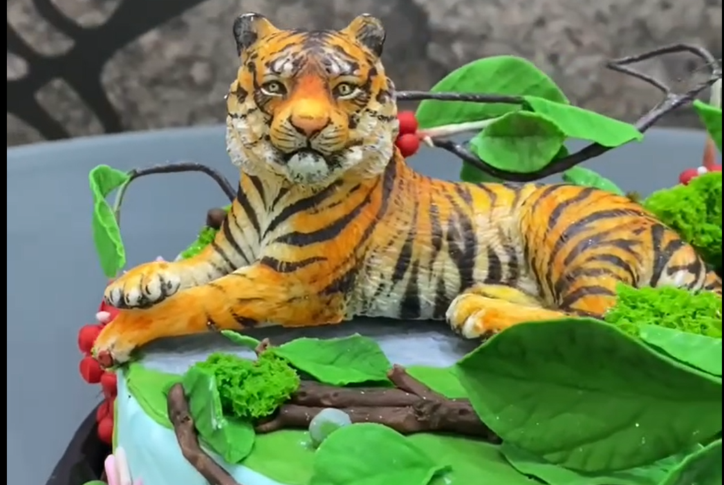 На выставке «Золотая осень» в Москве особый интерес вызвал торт с тигром 