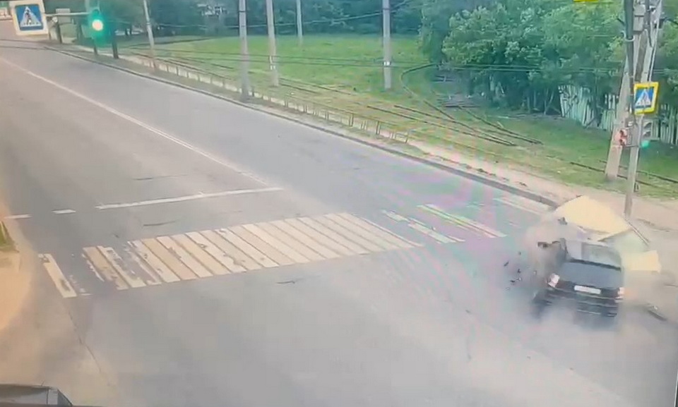 Начинающий водитель погиб в ДТП на ул. Большой в Хабаровске