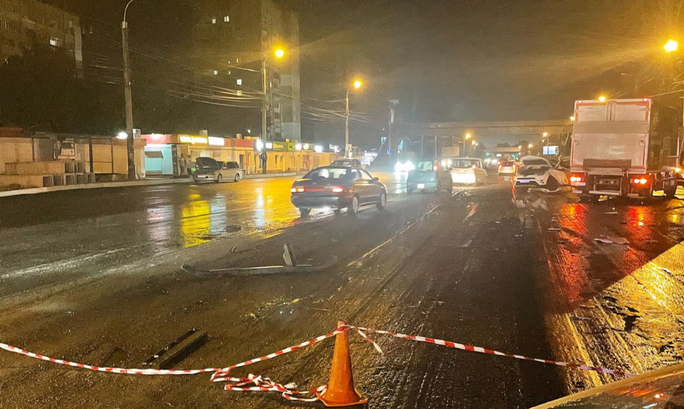 Хабаровчанка погибла в ночном ДТП с грузовиком