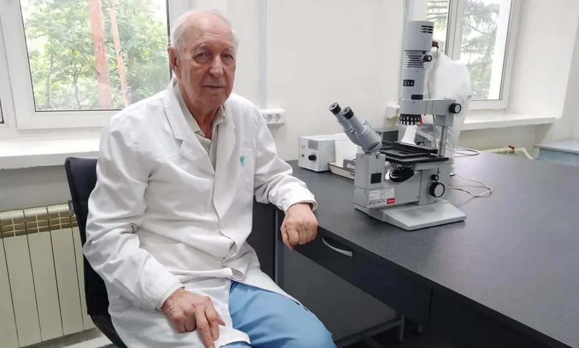 Врач-вирусолог из Хабаровска удостоен ордена Пирогова