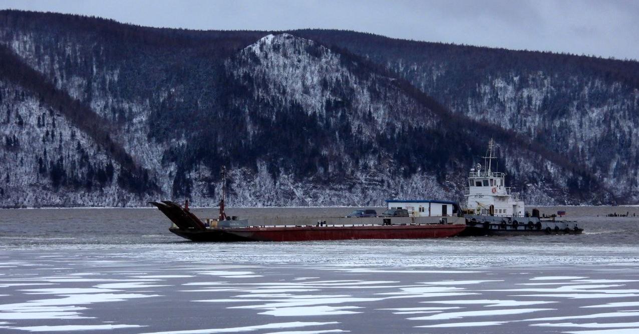 Паромная переправа в Николаевске-на-Амуре прекращает свою работу