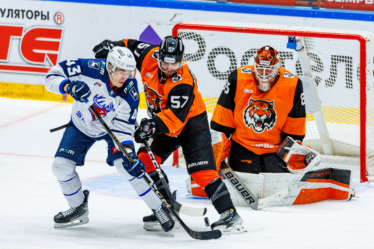 Хабаровский «Амур» дома уступил нижегородскому «Торпедо»