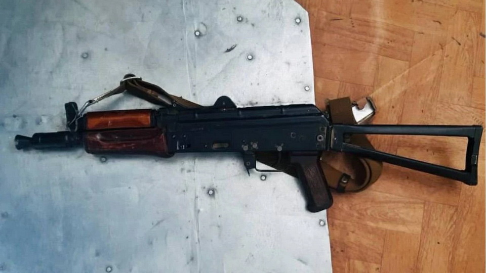 Автомат Калашникова «нашёл в лесу» житель Комсомольского района