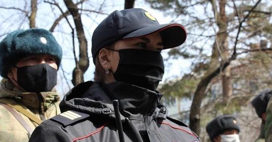 Хабаровская полиция начала контролировать масочный режим