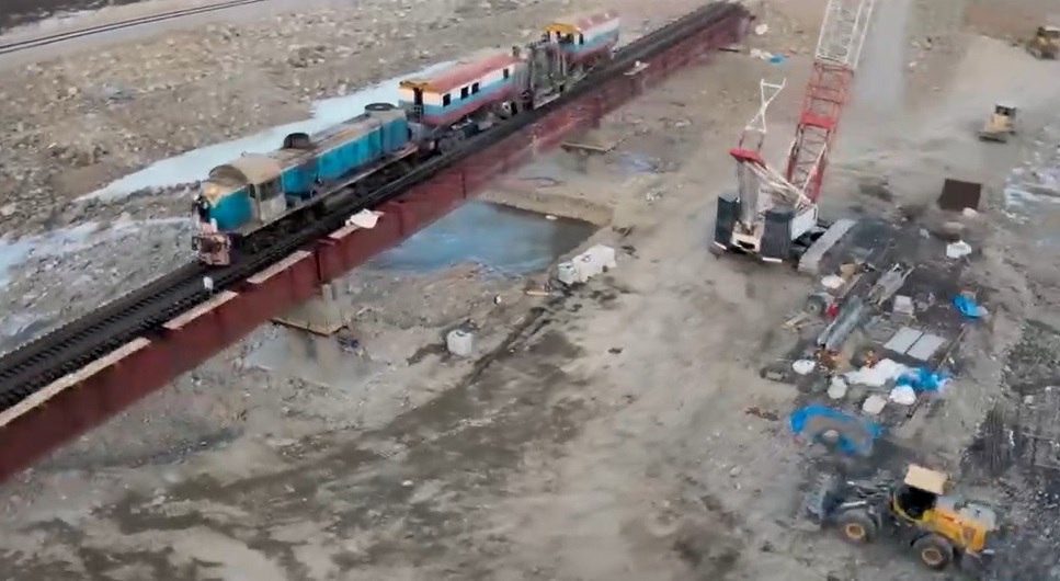 Мост через реку Киран достроен на Тихоокеанской железной дороге