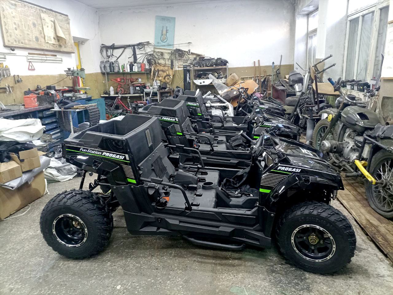 Детям Николаевска-на-Амуре подарили пять новых спортивных машин