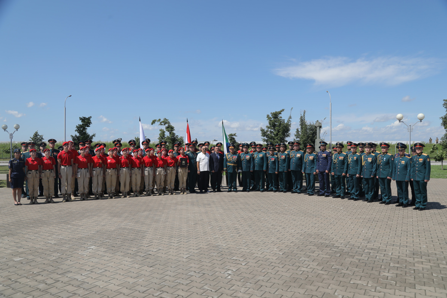 В Хабаровске выстрелили из пушки в честь 107-летия Дальневосточного военного округа