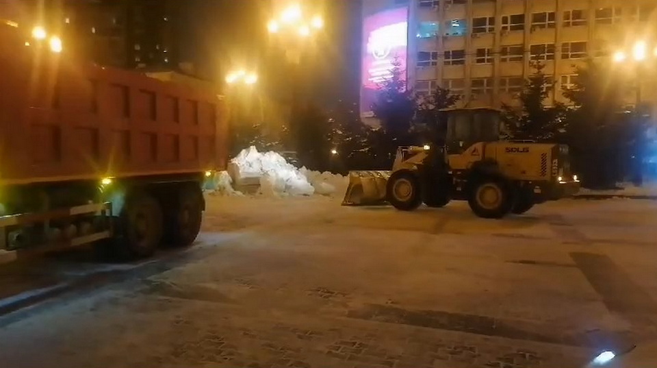 Мэру Хабаровска прокуратура внесла представление за некачественную очистку дорог