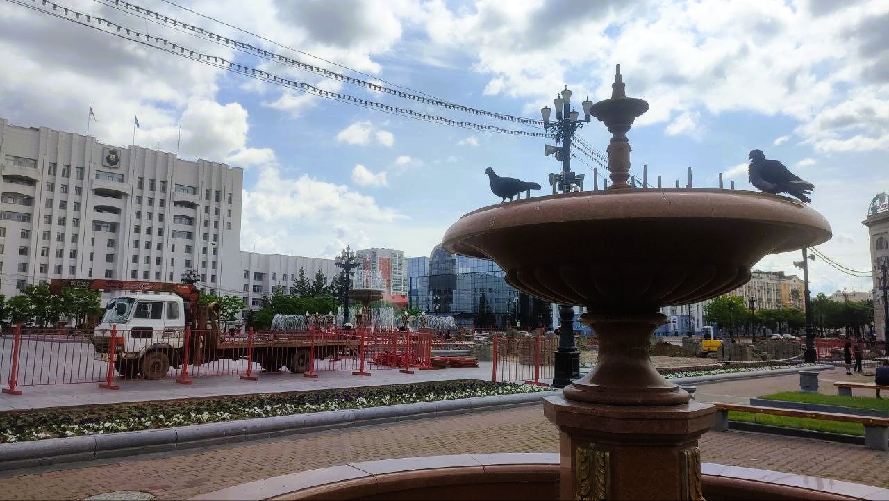 На площади имени Ленина в Хабаровске осушили фонтаны