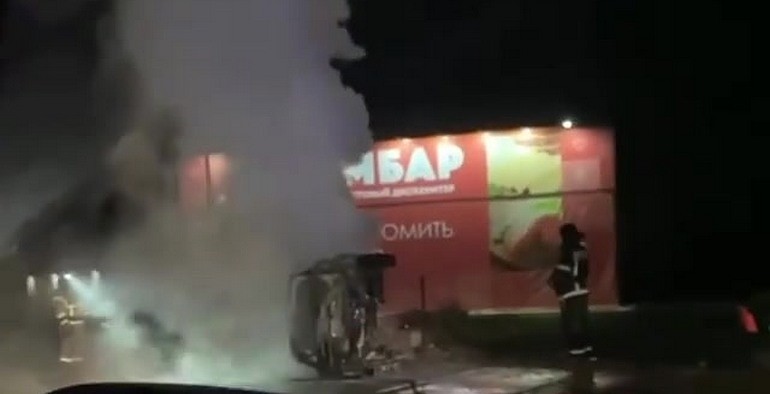 Пьяный водитель в Хабаровске сжёг свой автомобиль