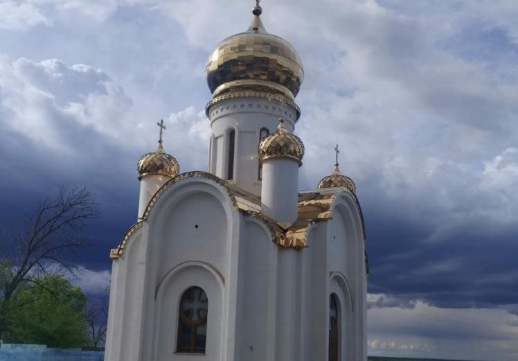 На заимке Плюснина в пригороде Хабаровска освятили часовню в честь Николая Чудотворца