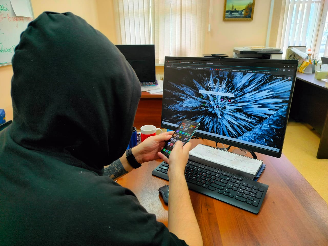 Мошенники едва не оставили хабаровчанку без жилья и денег