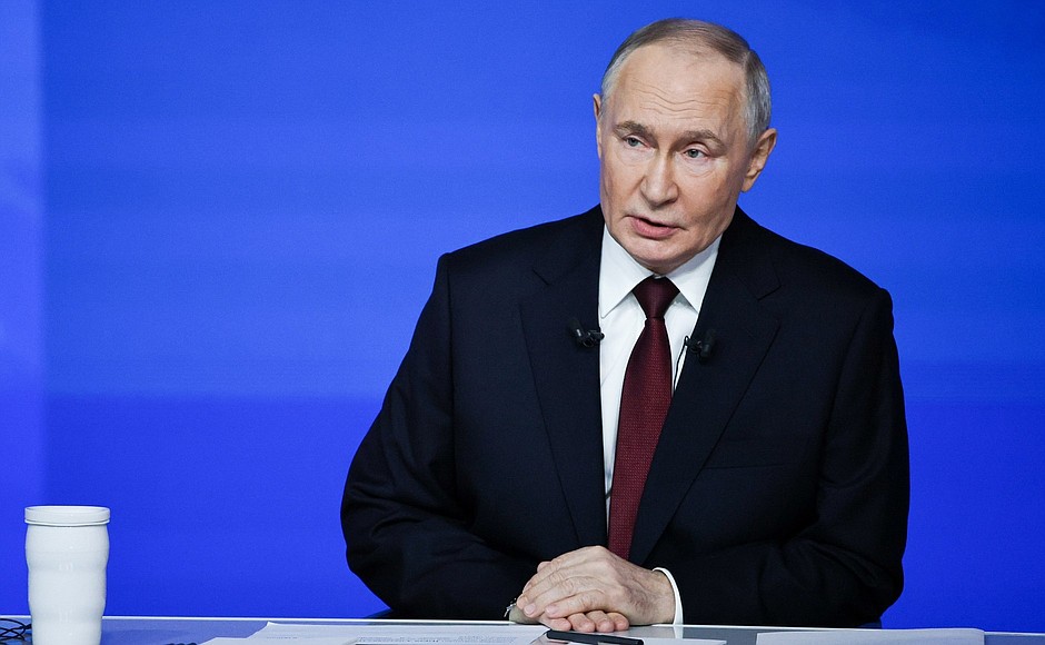 «В России выстроена система поддержки материнства и детства» – Владимир Путин