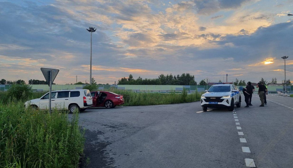 Хабаровчанина задержали за перевозку 19 кг чёрной икры