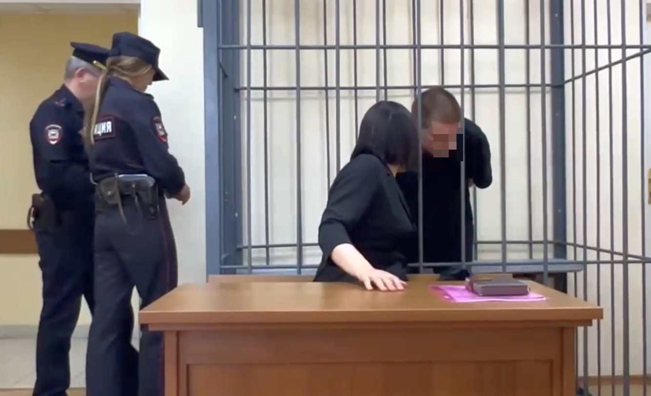 Суд Хабаровска отправил курьера мошенников в колонию на 4 года