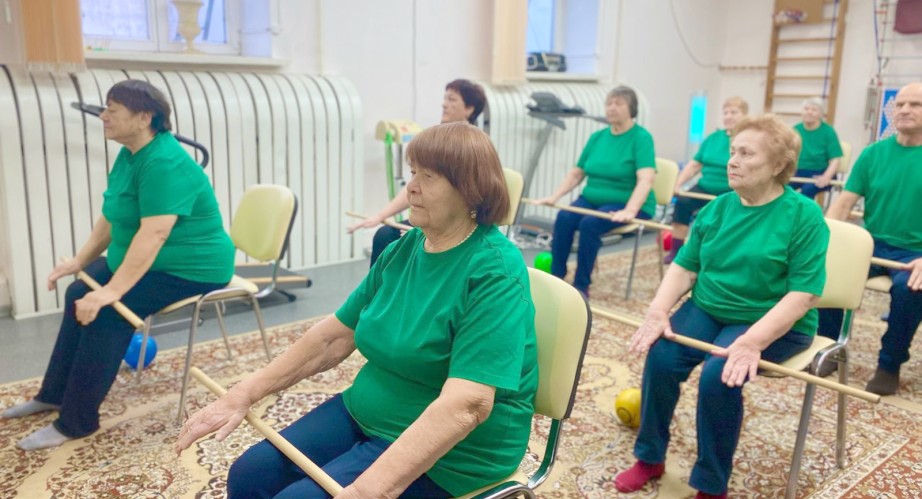 Долгой и активной жизни хабаровчан поможет опыт уникальных Центров работы с населением