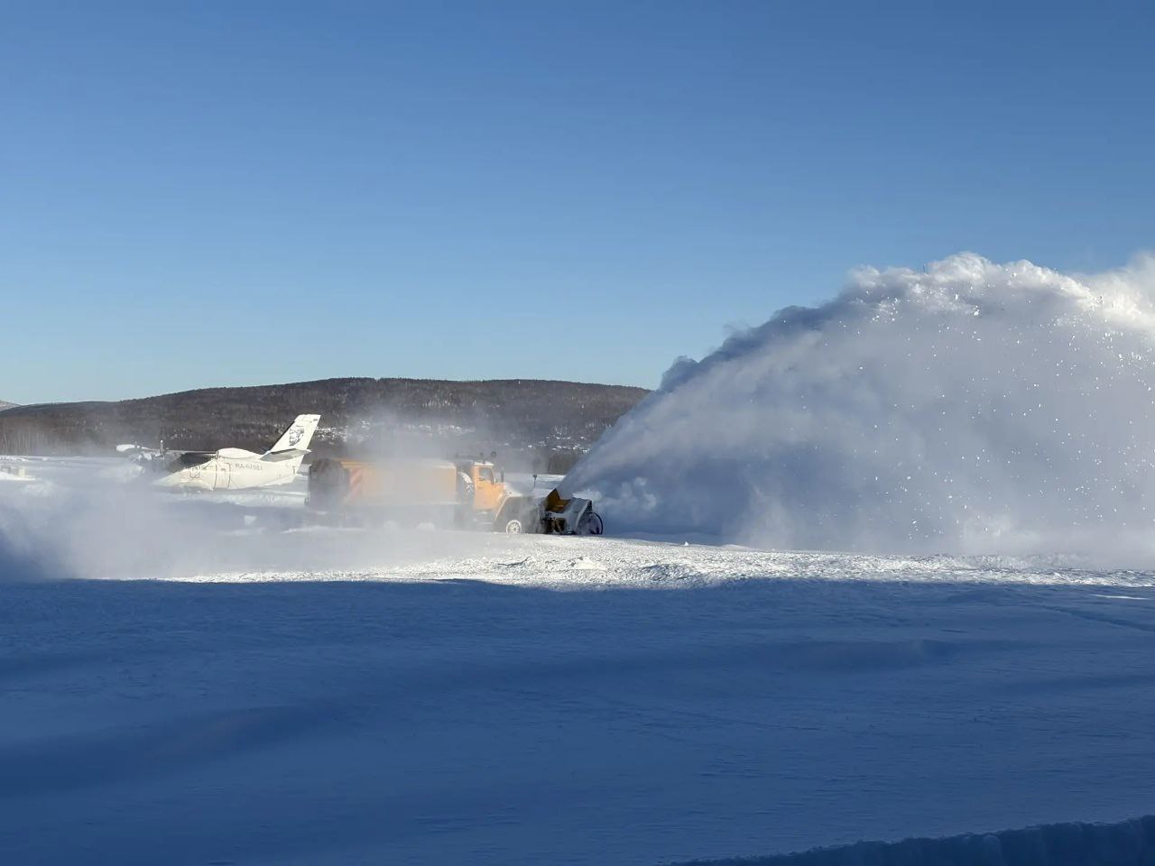 Метель корректирует работу аэропорта в Николаевске-на-Амуре