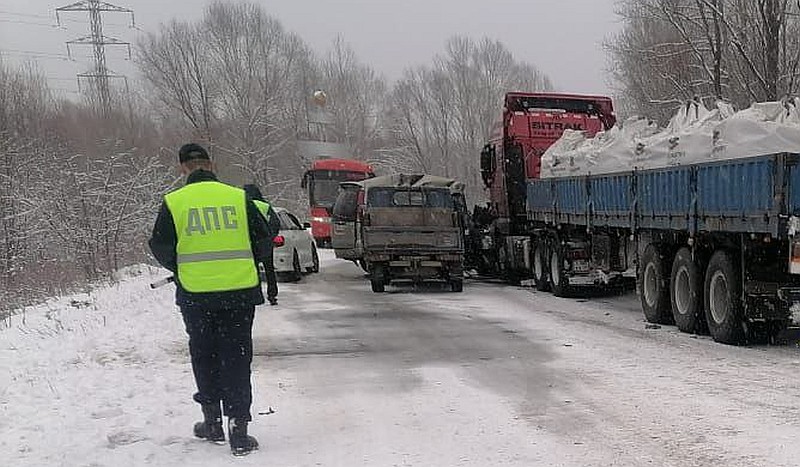 Смертельное ДТП у Комсомольска-на-Амуре унесло жизни двух человек