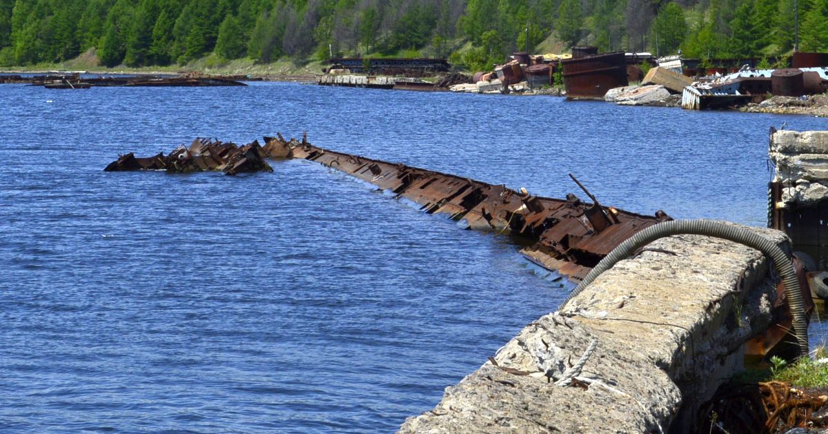 Хабаровчанина судят за кражу 14 млн рублей на подъёме затонувших судов