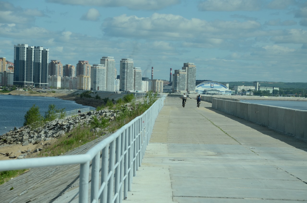 В Хабаровске закроют для пешеходов часть дамбы Южного округа