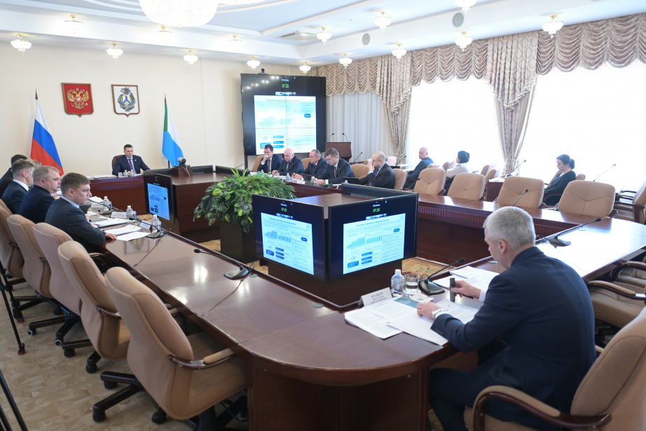 Дмитрий Демешин раскритиковал краевой Минтранс за неэффективную работу