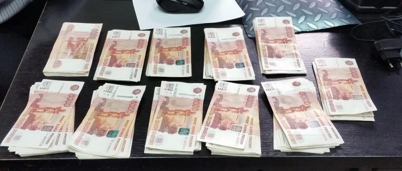 Бухгалтера из Комсомольска-на-Амуре судят за кражу 2,5 млн руб