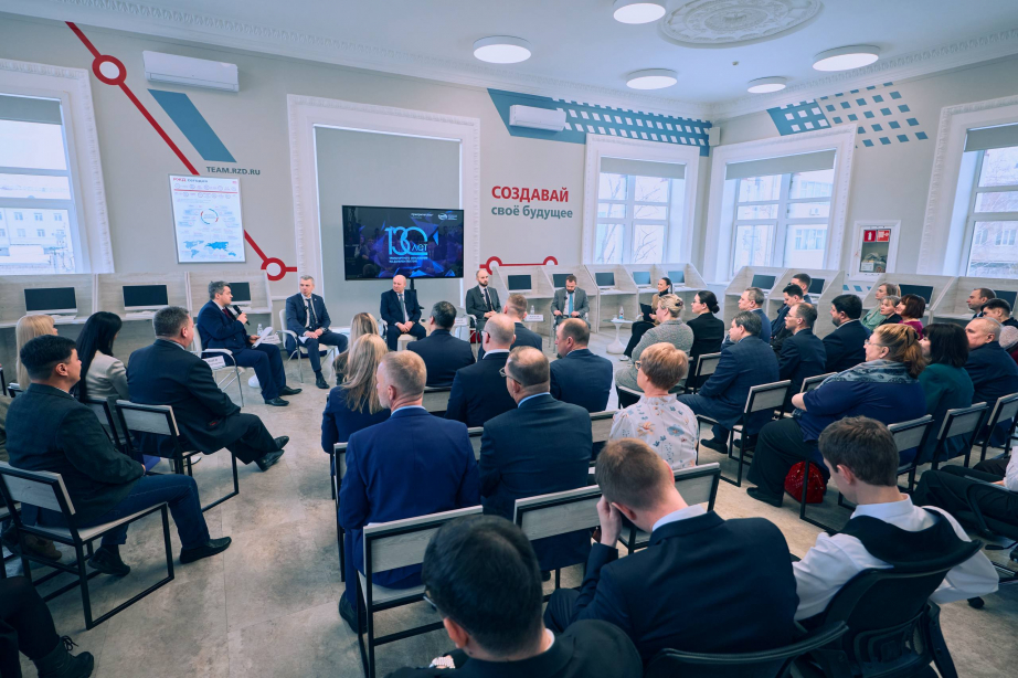 «Трансмашхолдинг» открыл в ДВГУПС в Хабаровске научно-инжиниринговый центр