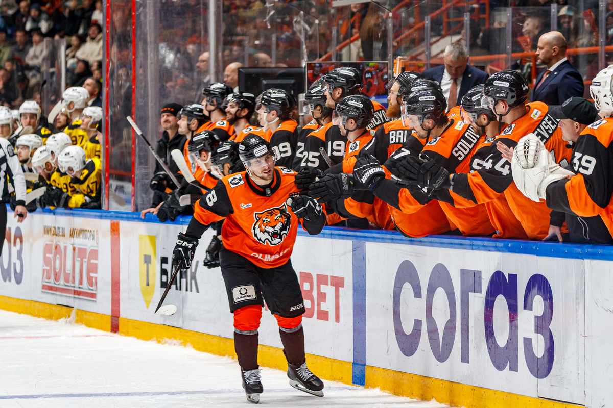 Хабаровский «Амур» уступил «Северстали» в серии буллитов