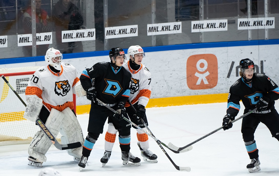 Место Хабаровска в «золоте» МХЛ может занять Бобруйск