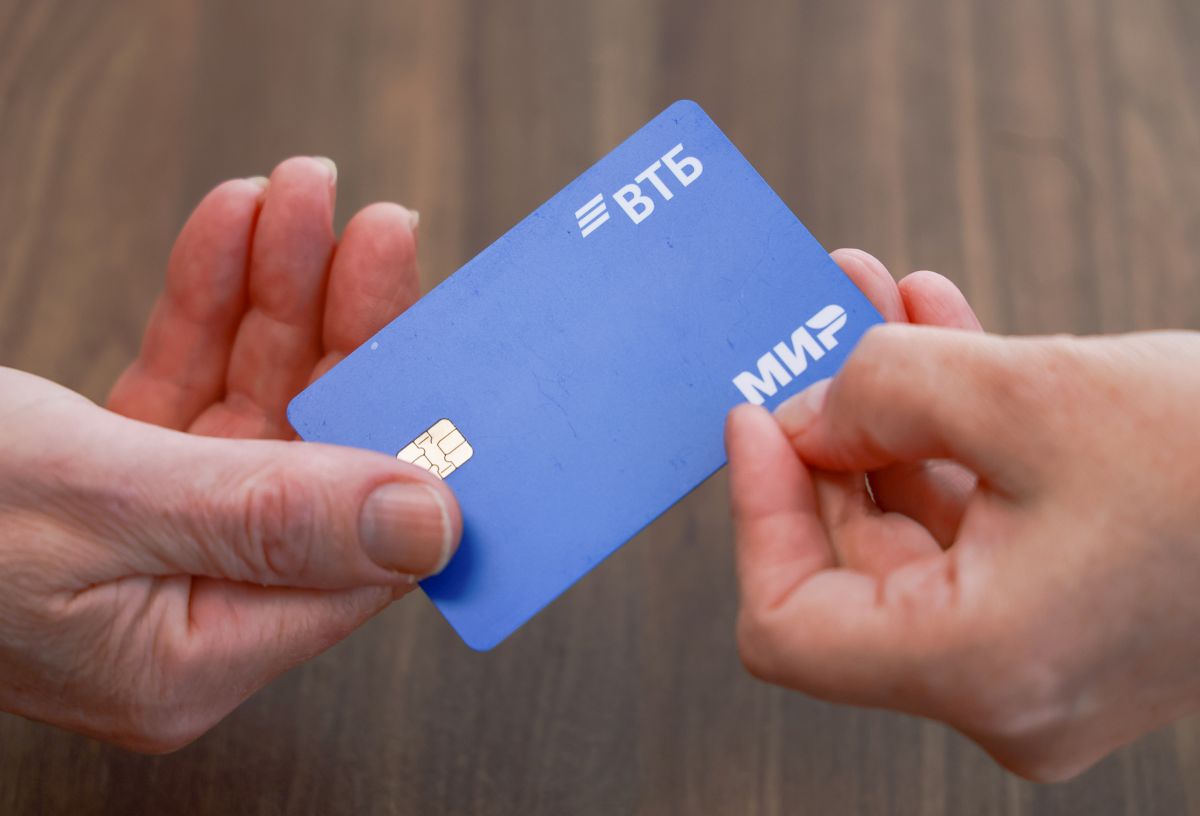 Аналитика ВТБ: спрос на переводы через СБП вырос вдвое