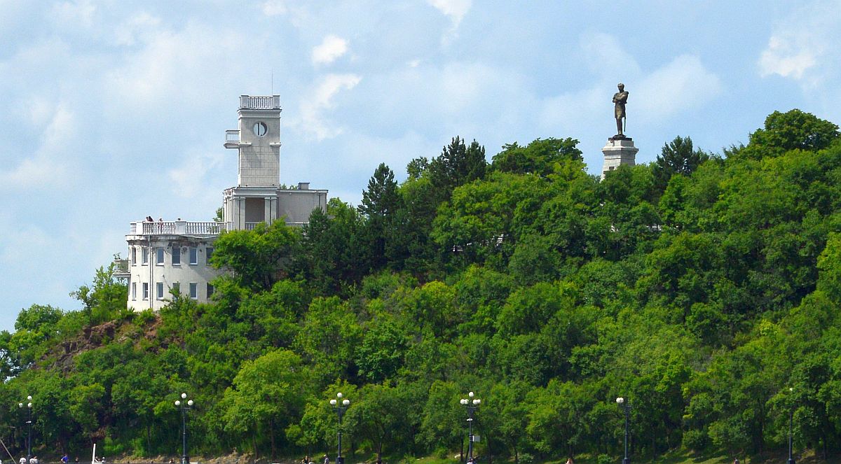 Знаменитый Утёс в Хабаровске капитально отремонтируют впервые за 25 лет