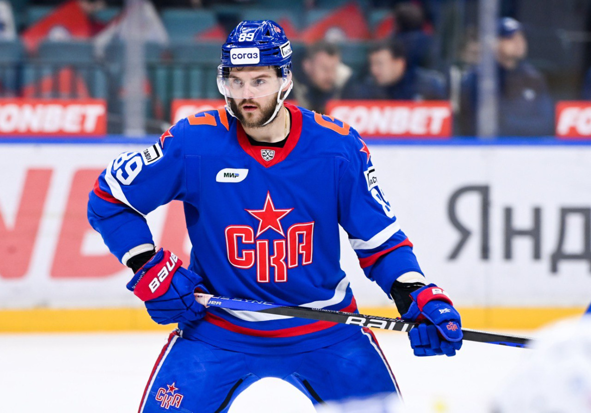 Американский форвард «Амура» Алекс Гальченюк прибыл в Хабаровск