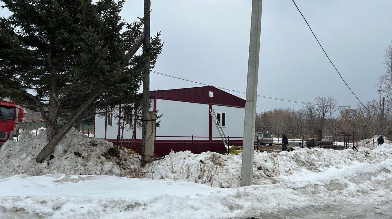 В посёлке Синда Хабаровского края смонтировали здание нового ФАПа