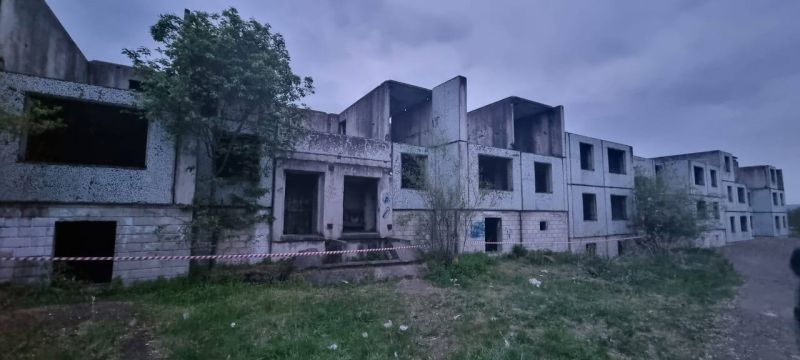 Дело о гибели подростка в недострое в пригороде Хабаровска дошло до суда 