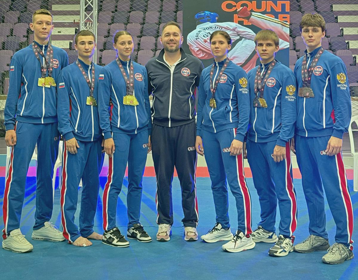 Тхэквондисты из Хабаровского края завоевали 17 медалей на соревнованиях в ОАЭ