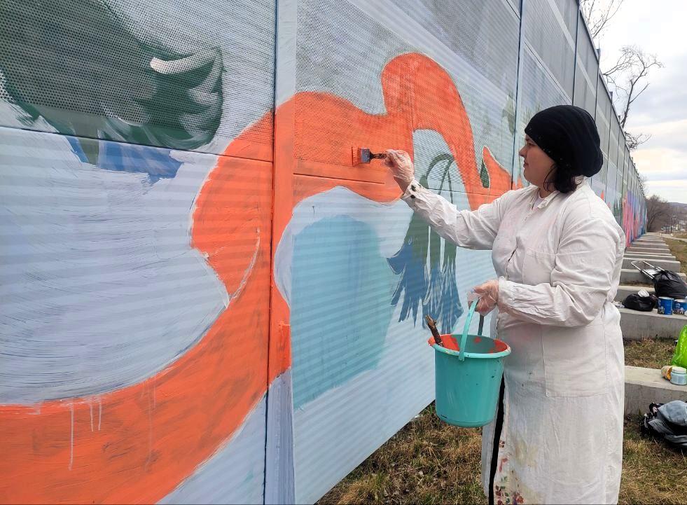 Юные хабаровчане создают новый арт-объект к 80-летию Победы