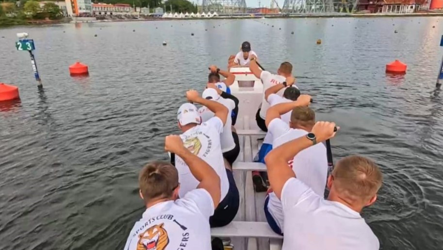 Хабаровские спортсмены заработали серебро на международном турнире по гребле