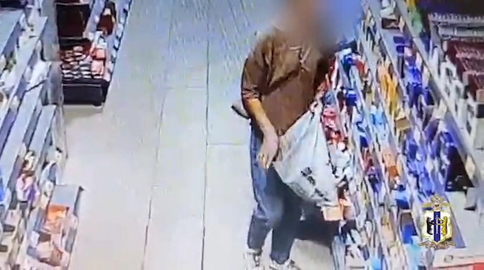 Хабаровчанка осуждена за кражу 223 шоколадок из магазина