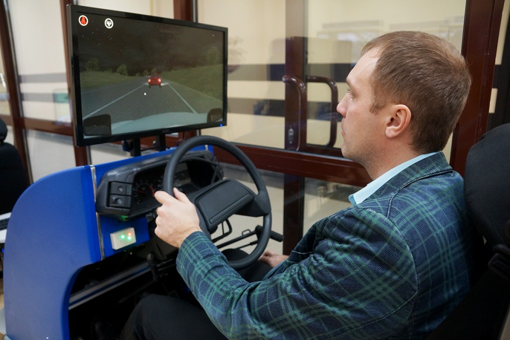 автомобильный центр.JPG