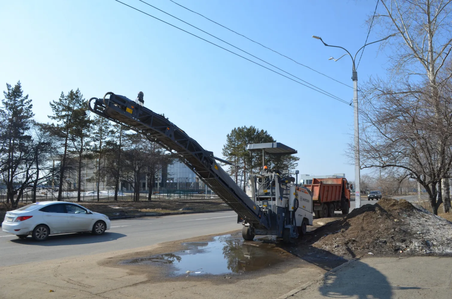 Дорожно-ремонтный сезон открыли в Комсомольске-на-Амуре
