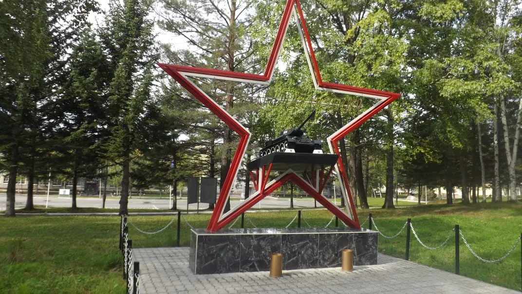Памятник девушкам-танкисткам открыли в Хабаровском крае