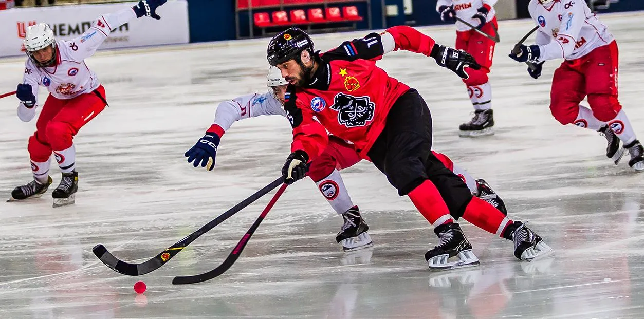 Хабаровский «СКА-Нефтяник» в Абакане прошёлся по «Саянам» катком