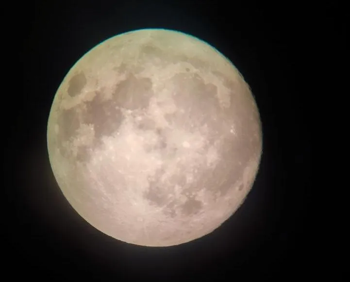 Яркое Суперлуние смогут наблюдать хабаровчане в ночь на 6 ноября