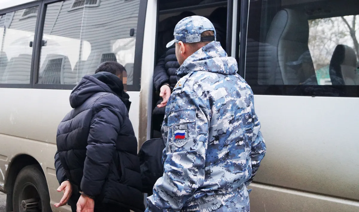 Из Хабаровского края и ЕАО выдворены ещё 39 мигрантов-нелегалов