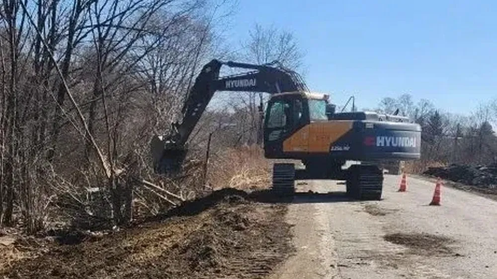 Подъезд к Чёрной Речке в Хабаровском районе ремонтируют по нацпроекту
