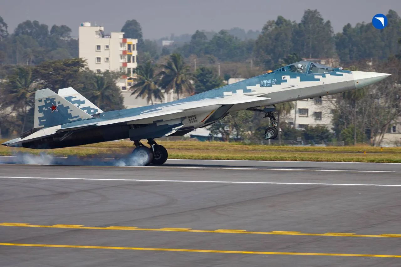 Комсомольский истребитель Су-57Э представили на авиашоу в Египте