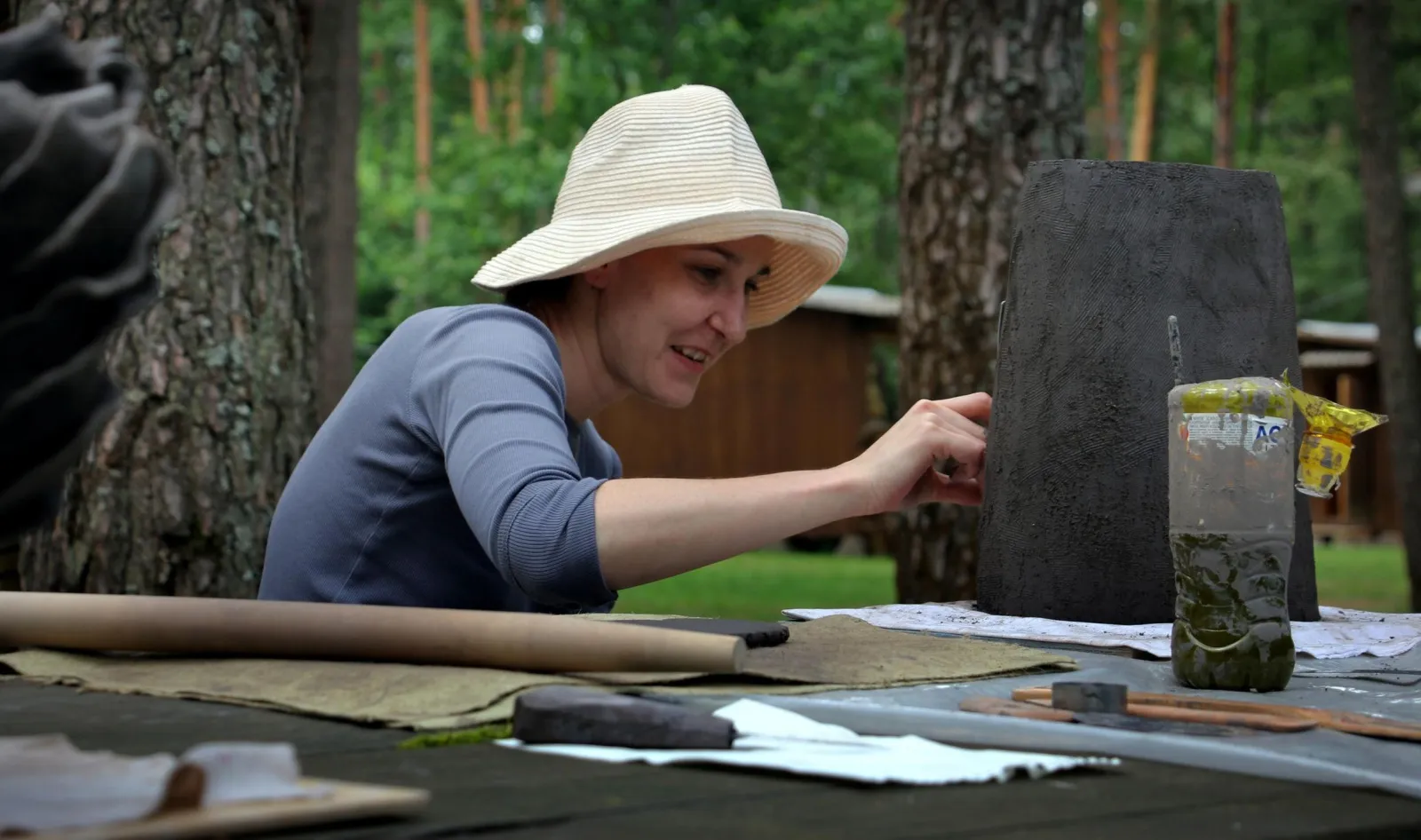 Работы керамиста из Хабаровска оценили в мировой столице фарфора в КНР