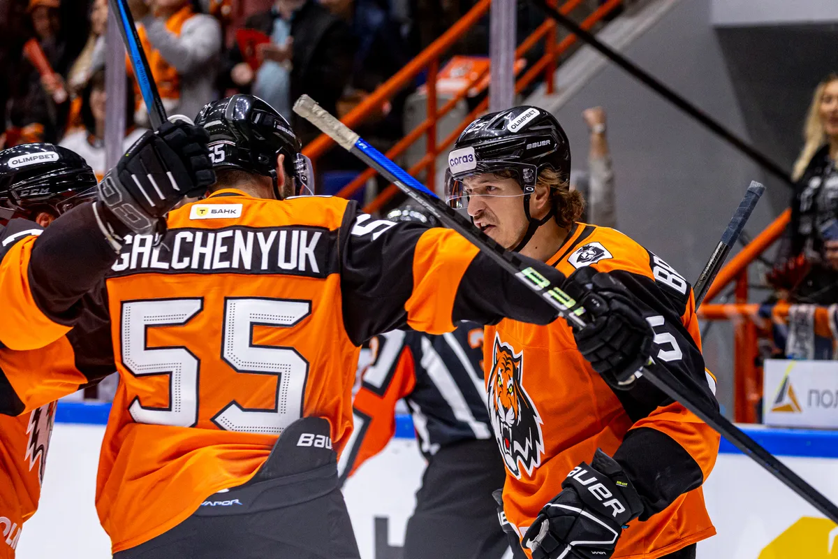 Хабаровский «Амур» одержал волевую победу над «Шанхайскими драконами»