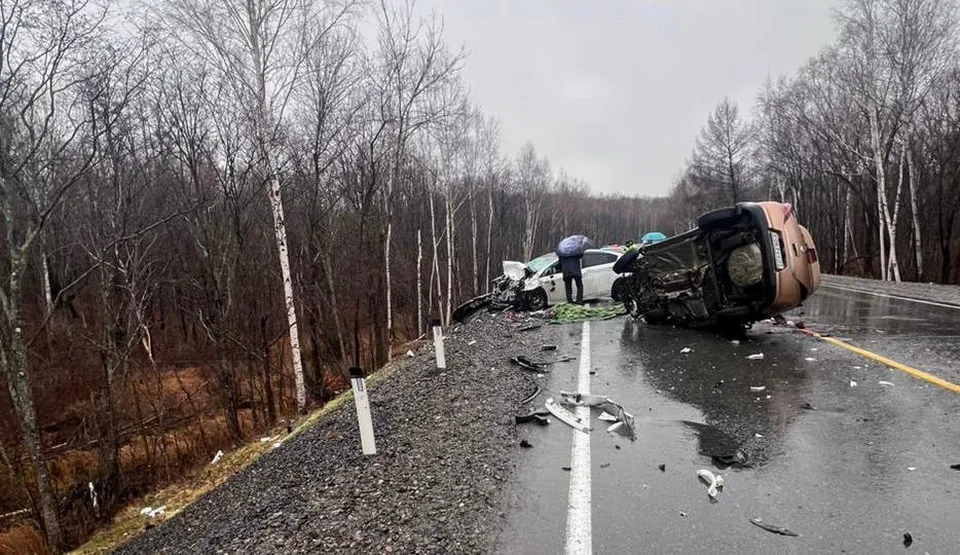 Погибшая виновница ДТП в Хабаровском крае выехала на встречную полосу