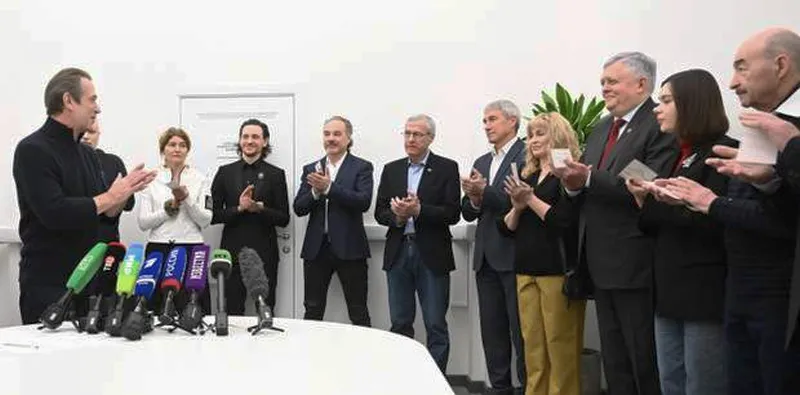 Владимир Машков вручил удостоверения доверенным лицам Владимира Путина